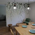Les D'aillon Et D'ailleurs Apartment *